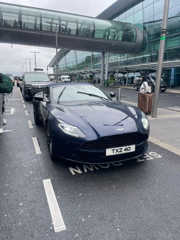 Aston Martin DB11 Convertible - Aston%20Martin